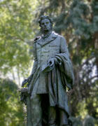Photographie d'une statue de Lamartine